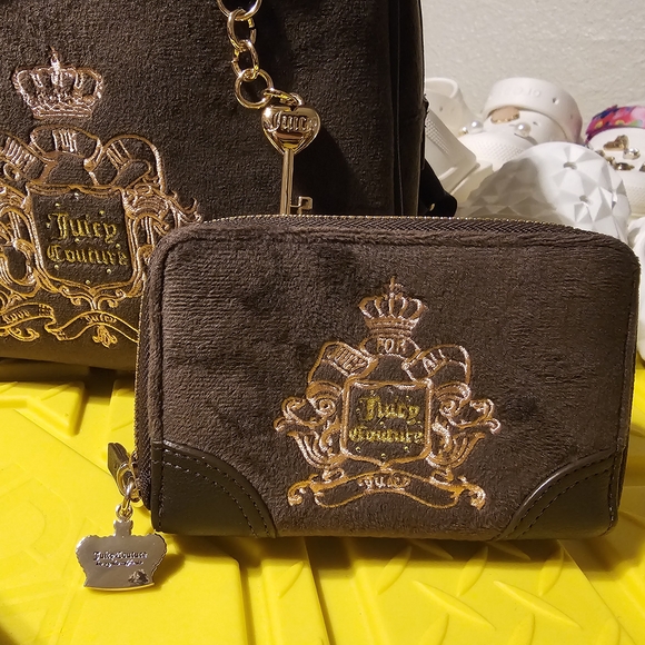 🤎 Juicy Couture "Juicy For All" Heritage Core Mini 🍫Backpack & Wallet Set - Picture 3 of 16